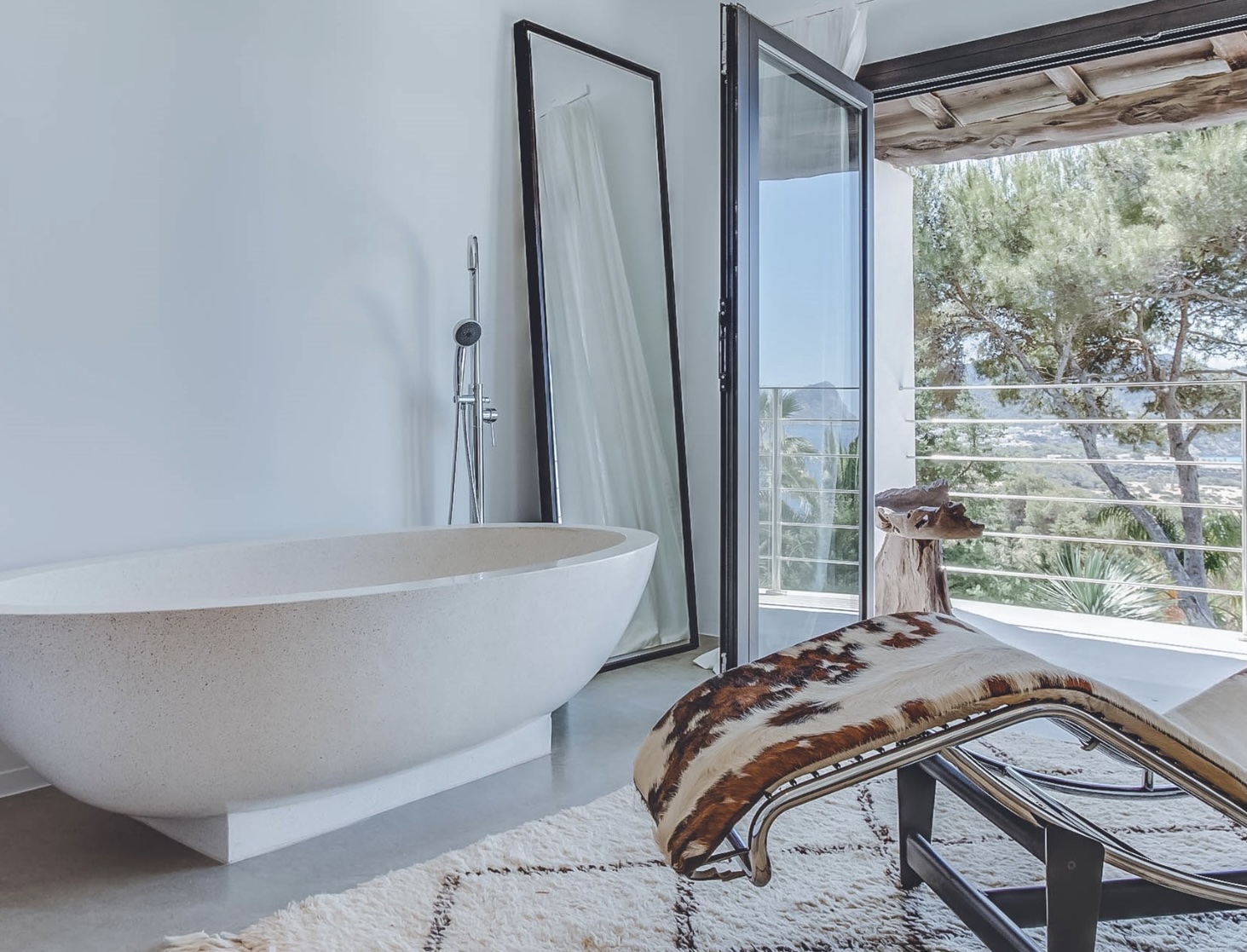 Resa Estates Ibiza can Viv tourist license sale koop bathroom .jpg